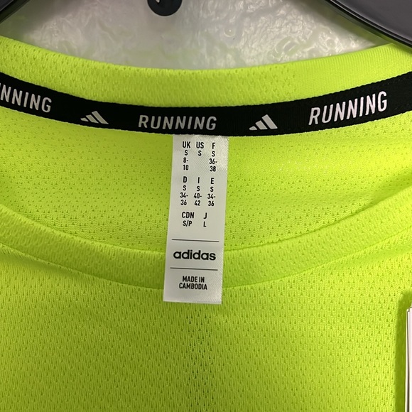 NWT RUNNING TEE - Picture 3 of 4